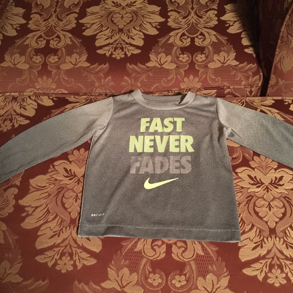 Nike Boys TShirt